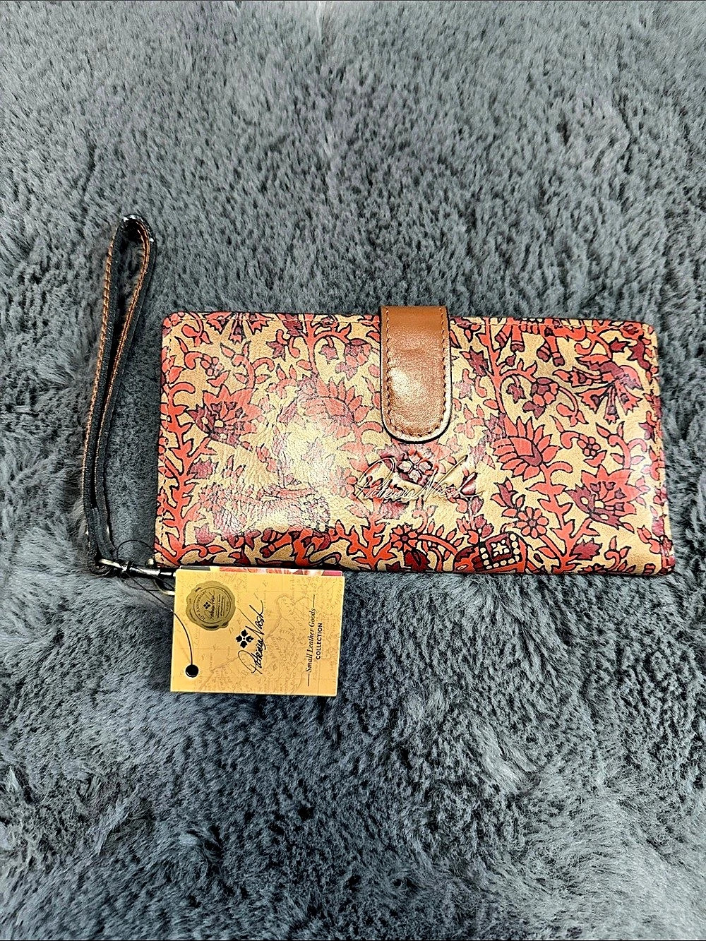 NWT Patricia Nash Floral Wristlet Wallet in Brown & orange NWT